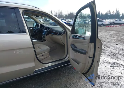 2012 Mercedes-Benz Ml 350 4Matic z USA, uszkodzony, nr VIN 4JGDA5HB8CA020024